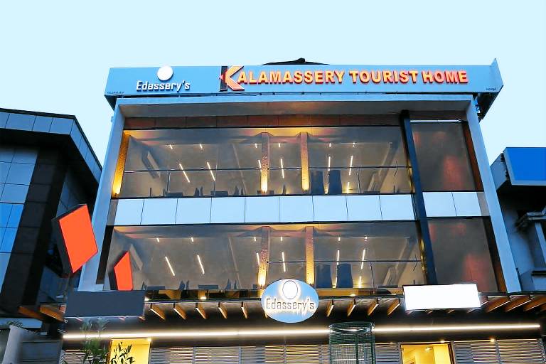 Super Townhouse Edasserys Kalamassery Tourist Home