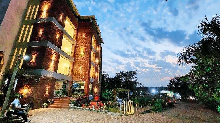 SeaFORT Beach Resort in Dapoli