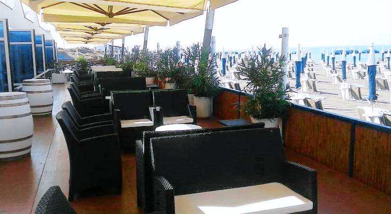 Holiday apartment with garden & grill — photo 4