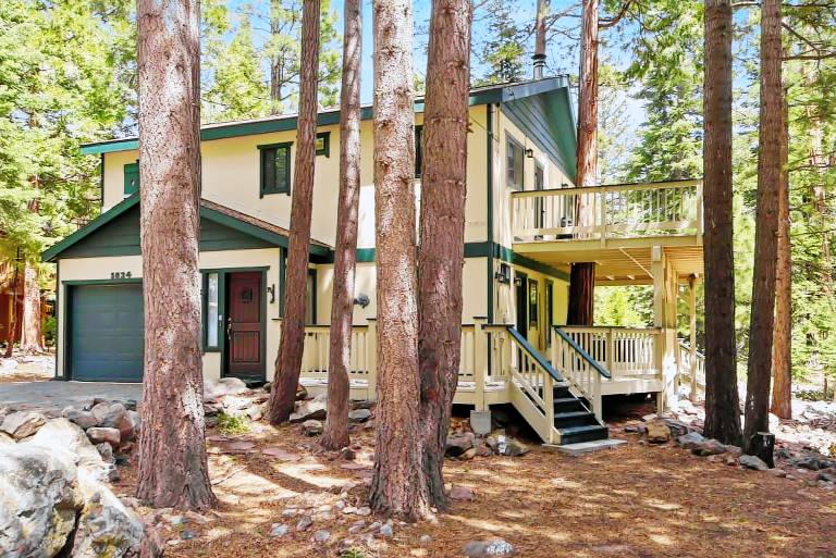 Cabin Carnelian Bay
