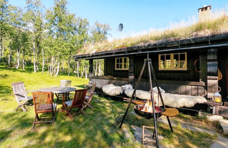 Vacation home with garden & terrace — photo 2