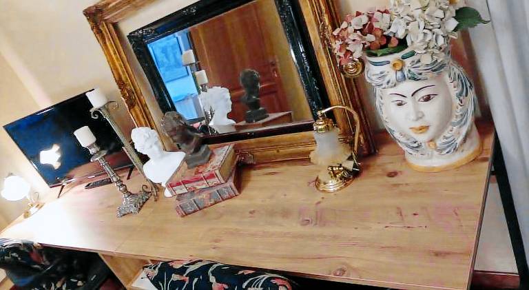 Vacation home with terrace | Suitable for remote work | Pets allowed in Syracuse