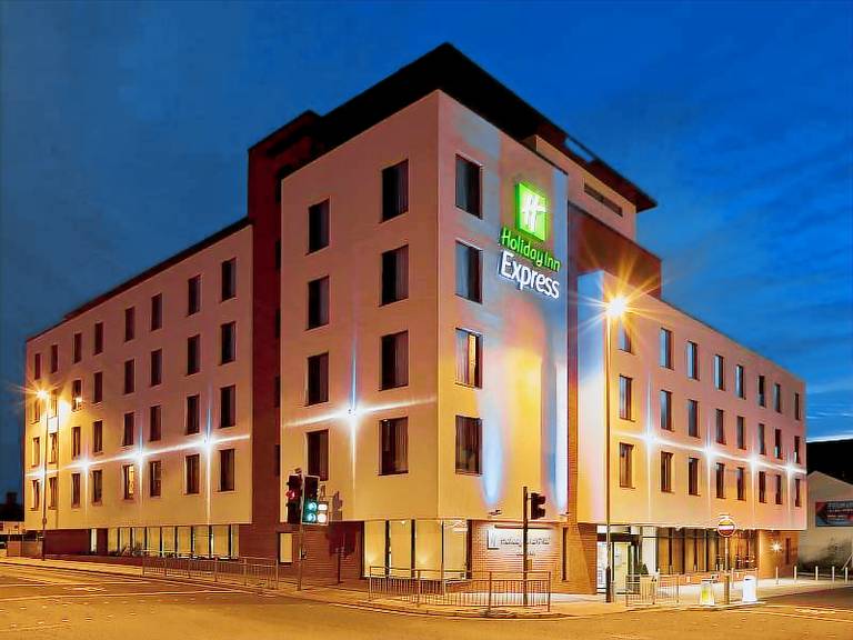 Holiday Inn Express Cheltenham Town Centre By IHG in Cheltenham