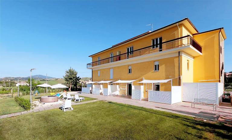 Aparthotel  Offida