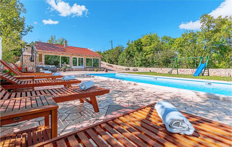 Ferienhaus mit Hund in Kovačić, Kroatien fuer max. 6 Personen