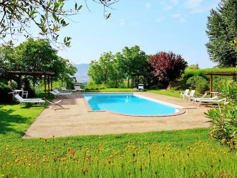 Apartment with garden, pool & grill | Nature view | Pets allowed — photo 3