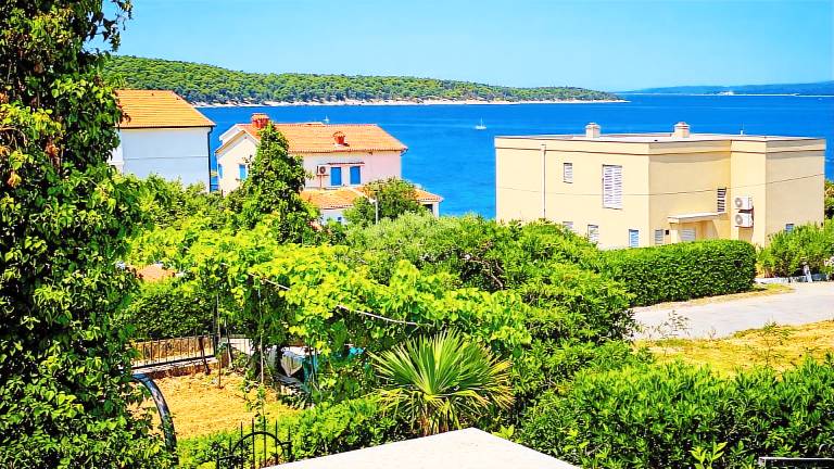 Beautiful rental apartment with terrace & garden | Pets allowed — photo 4