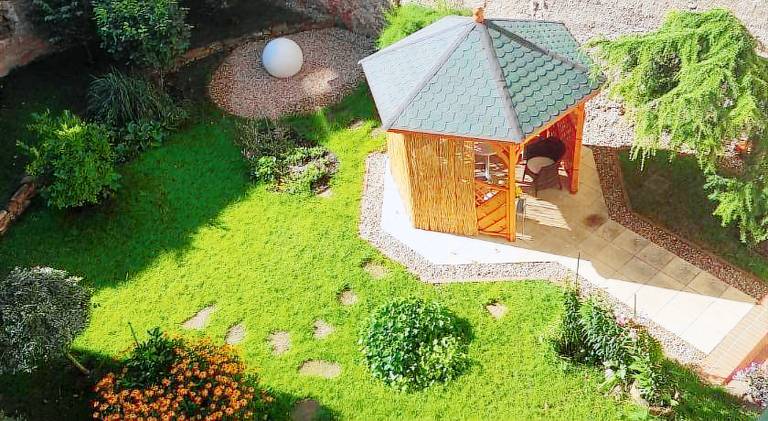 Family-friendly nice rental apartment with terrace, yard & BBQ | Next to the beach | Pets are welcome in Kosice