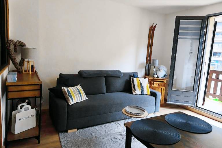 Family-oriented rental apartment with terrace | Ski nearby | Pet-friendly — photo 3