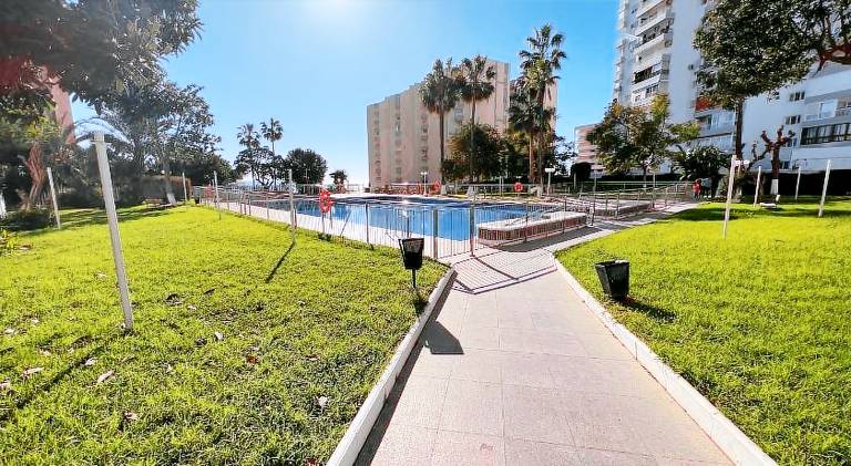 Apartment with private pool, terrace & garden — photo 5