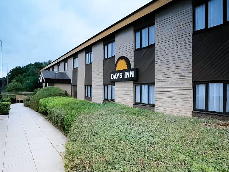 Days Inn Bradford in Brighouse
