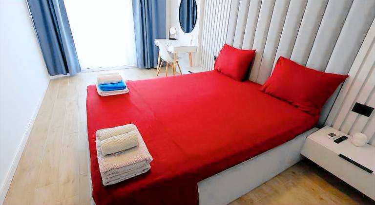 Holiday apartment with hot tub & pool — photo 2