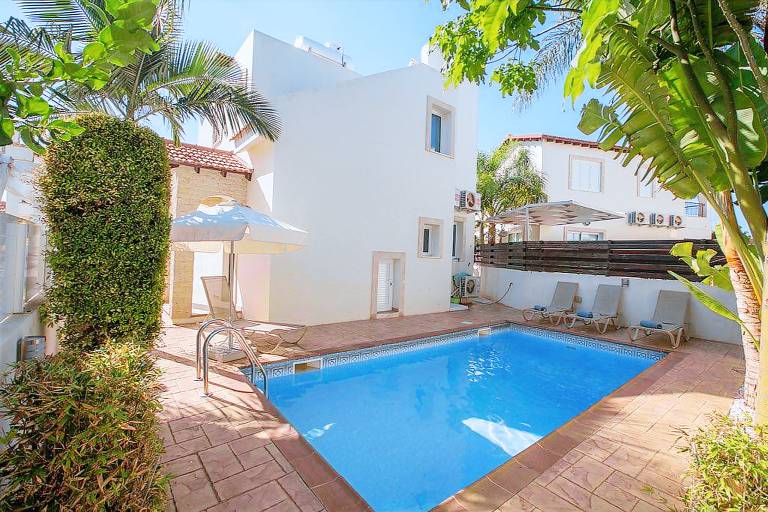 Cottage Protaras
