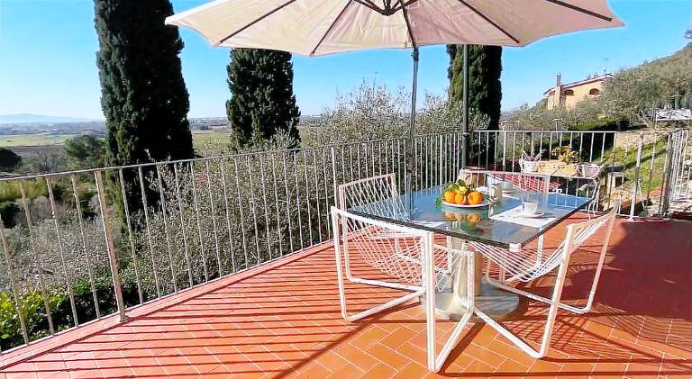 Fully equipped villa with terrace, barbecue & garden | Pets allowed in San Giuliano Terme