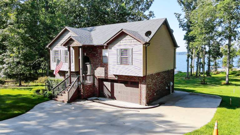 House  Asbury
