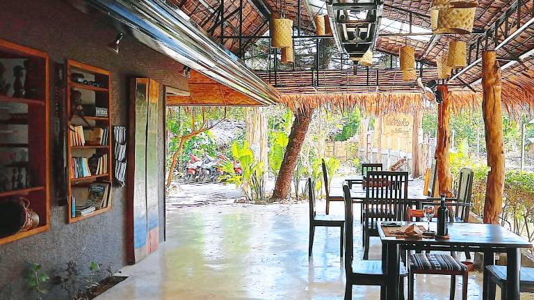 Herbs Guesthouse & Restaurant — photo 2