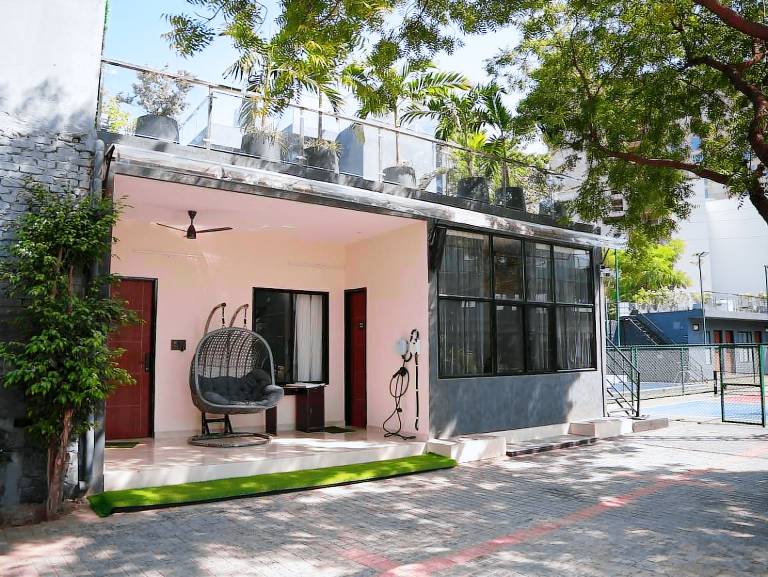 2000 m&sup2; Villa