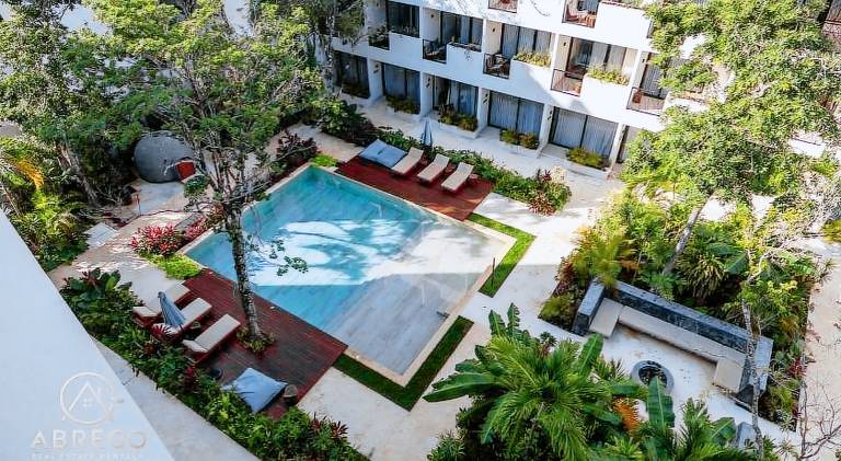 Serviced apartment with garden, terrace & pool — photo 2