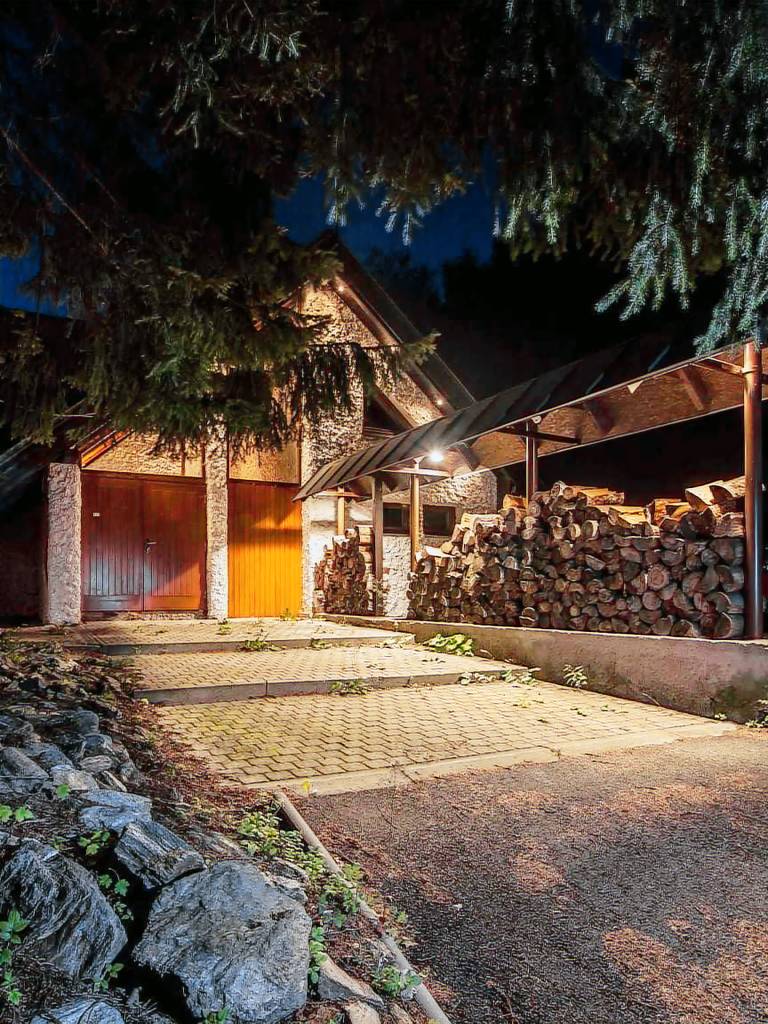 Holiday home with outdoor pool, whirlpool, sauna and a pool table — photo 3