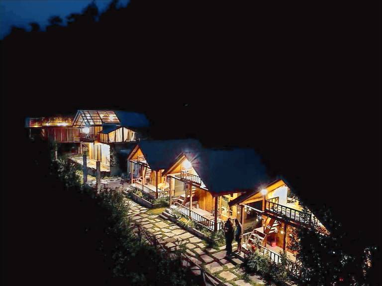 Chalet with terrace, barbecue & garden — photo 5