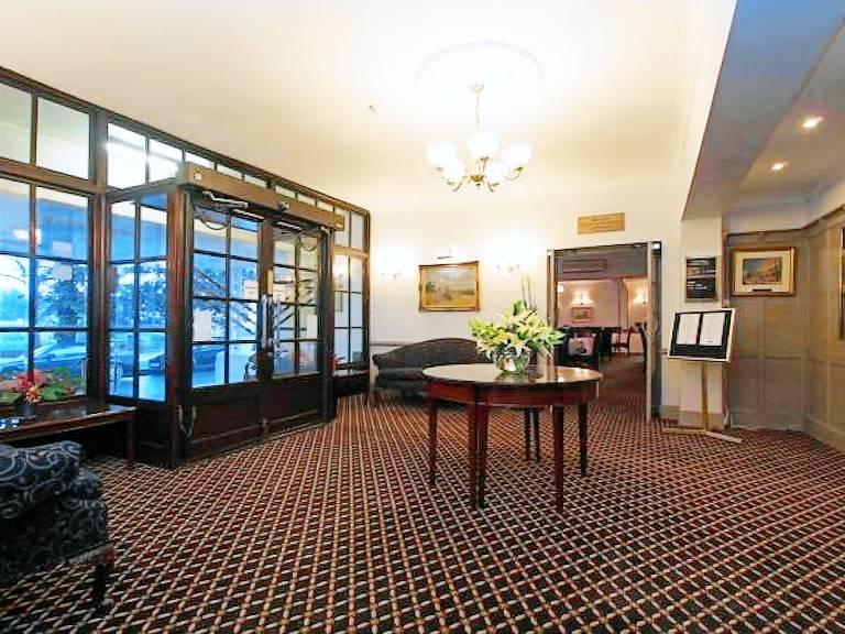 Chatsworth Hotel in Worthing