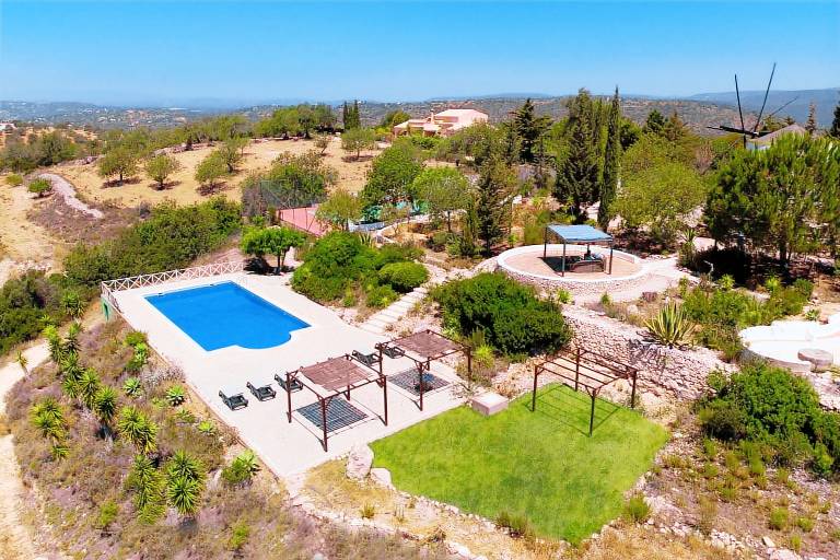 Fully equipped villa with grill, private pool & garden | Dogs allowed — photo 3