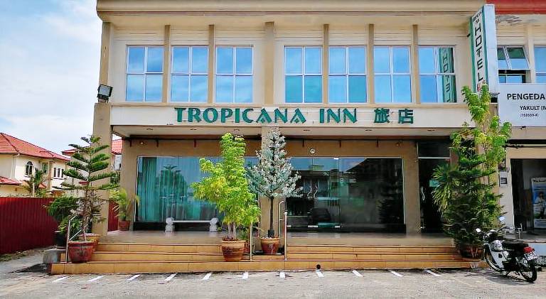 Tropicana Inn