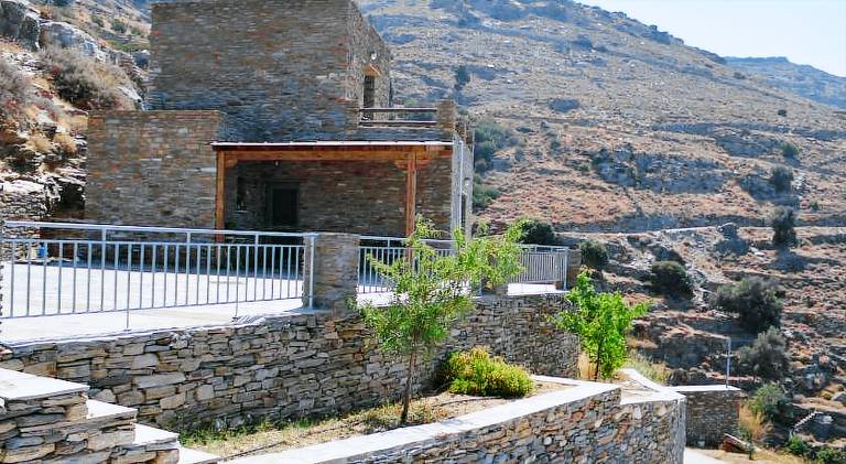 Sea View Stone Residence in Andros