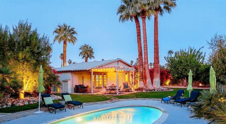 Villa with private pool in Palm Springs, CA