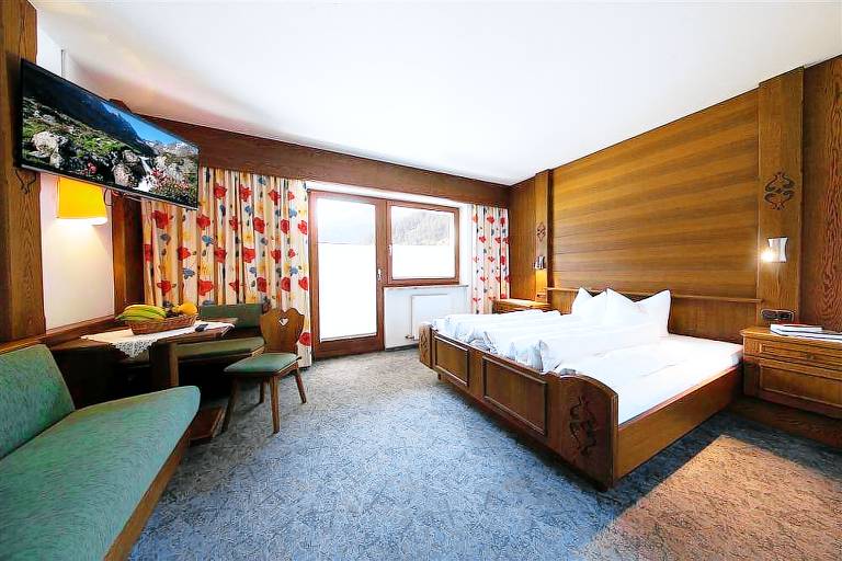 Rental apartment with 4 rooms for 9 persons — photo 3