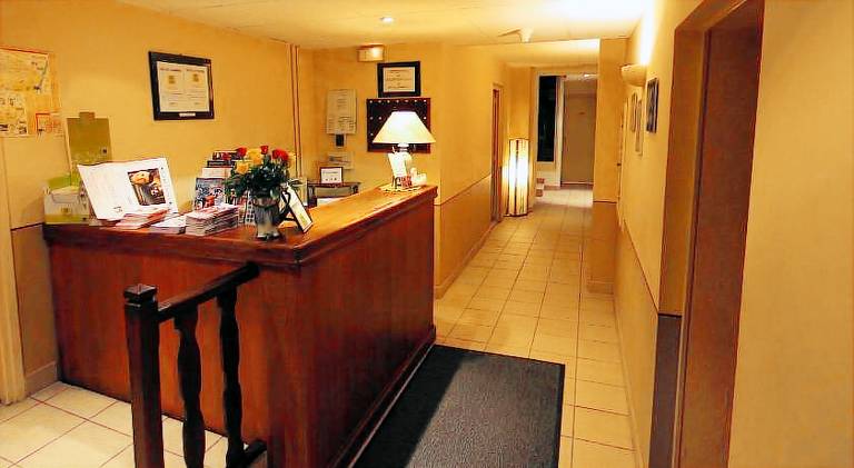 Logis Hotel L'ange Couronne — photo 4