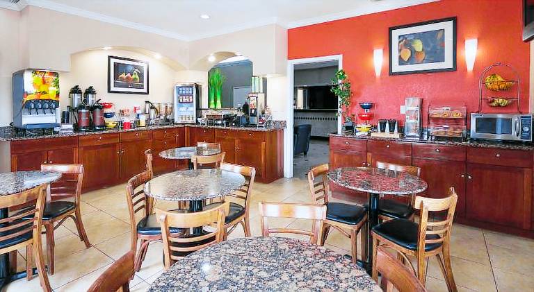 Best Western Angleton Inn — photo 4
