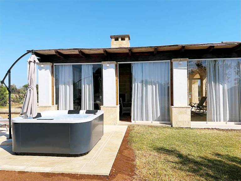 Big house with pool, terrace & garden | Perfect for remote work | Pets allowed — photo 5