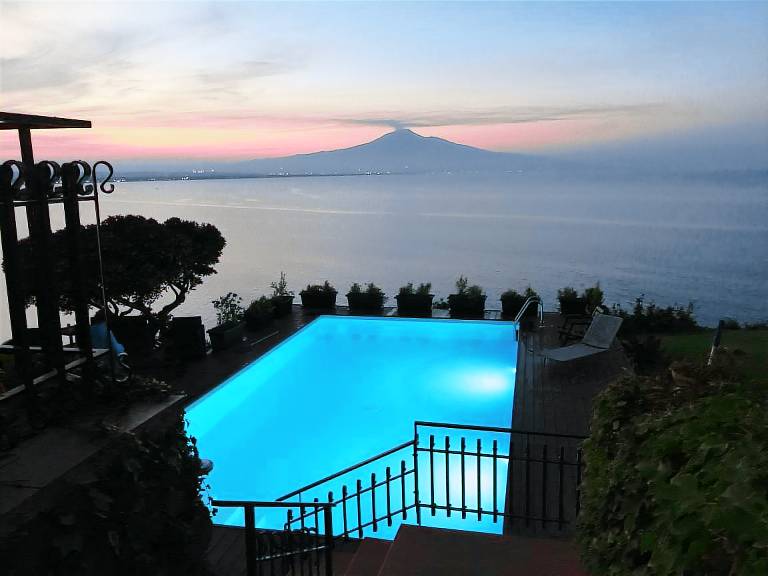 Villa  Agnone Bagni