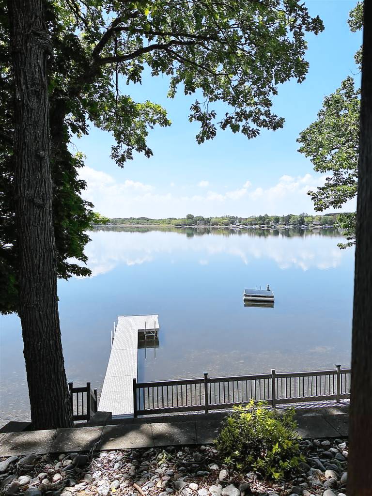 House Detroit Lakes