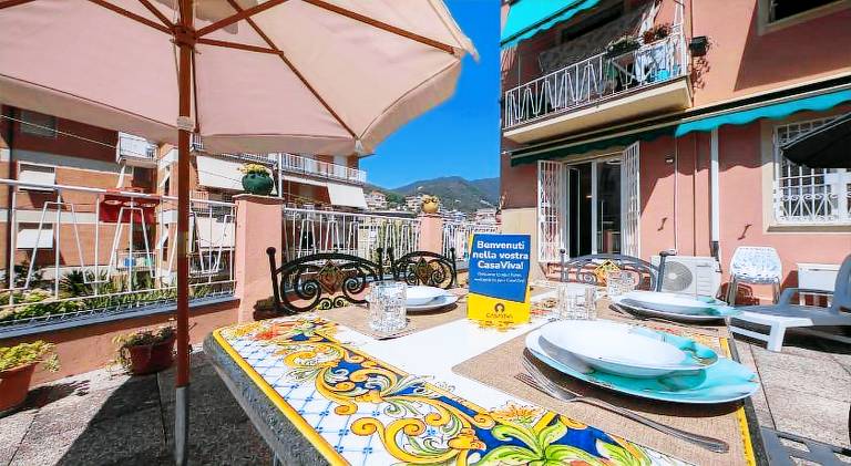 Holiday apartment with terrace in Rapallo