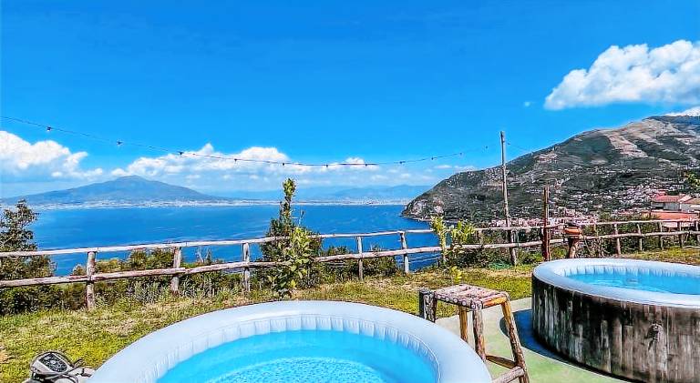 Lodge with pool, grill & yard | Close to the beach | Perfect for remote work | Pets are welcome — photo 2
