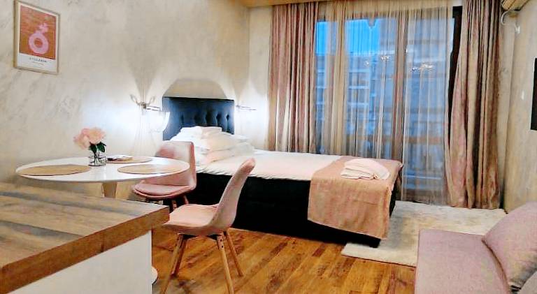 Rental apartment with pool in Sveti Vlas