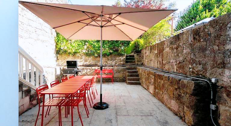 Fully equipped ample house with barbecue, yard & terrace | Perfect for remote work | Dogs allowed — photo 5