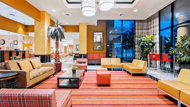 Best Western Plus Hotel & Conference Center — photo 2