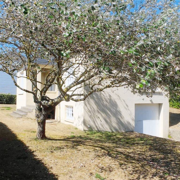 Villa with yard | Sea view — photo 2