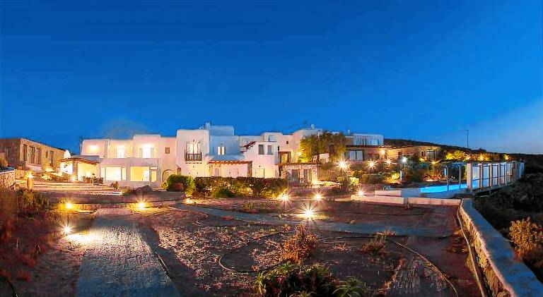 Villa with pool | Pets allowed — photo 3