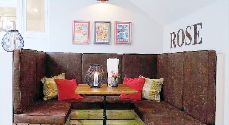 The Rose and Crown — photo 3
