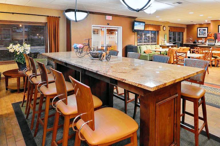 Country Inn & Suites by Radisson, Idaho Falls at the Mall — photo 4
