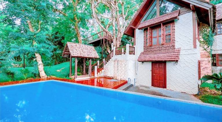Villa with pool & jacuzzi | Dogs allowed — photo 2
