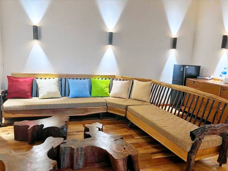House with pool, yard & terrace — photo 4