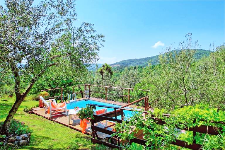 Family-friendly beautiful villa with patio, BBQ & yard | Pets are welcome — photo 5
