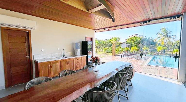 Vacation home with pool | Pets are welcome — photo 3