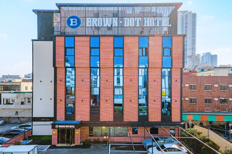 Brown Dot Hotel Gimhae City Hall Branch