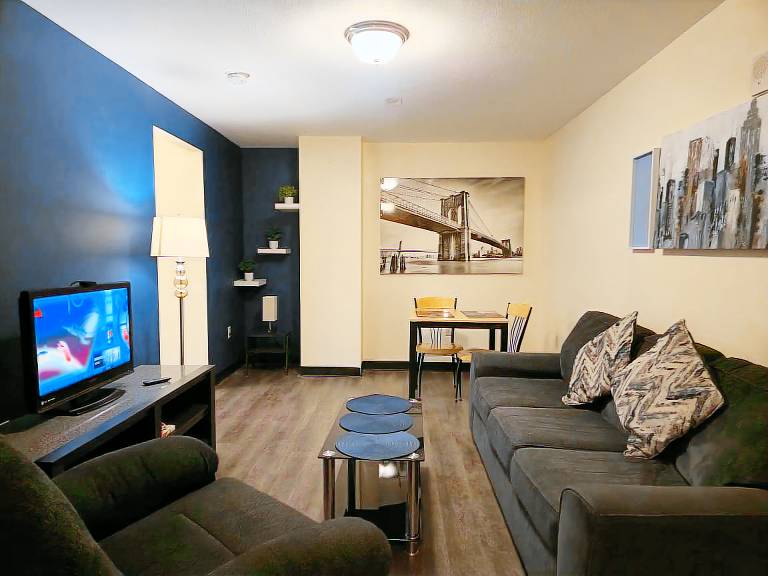 Family-friendly charming rental apartment | Dogs allowed — photo 2